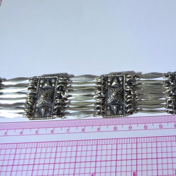 Vintage Boho-style Mexican Silver Bracelet - Picture 5 of 8